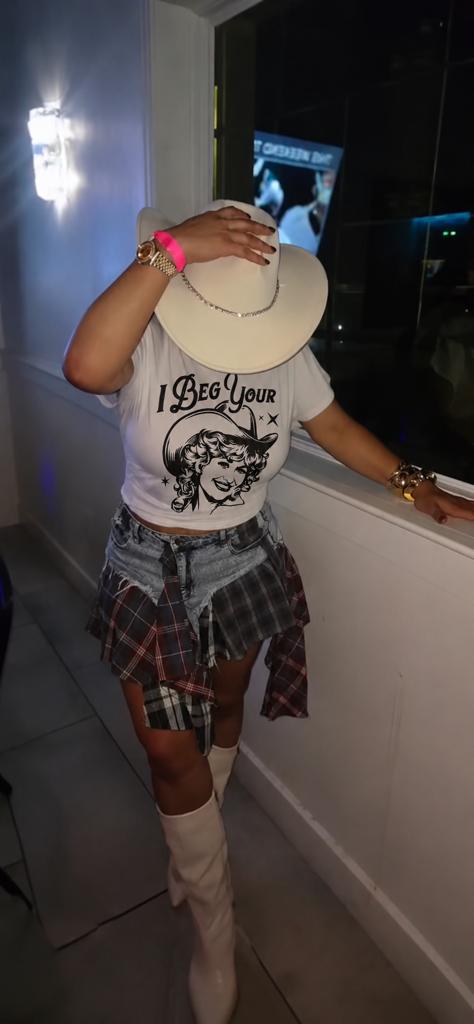 I BEG YOUR PARTON TSHIRT